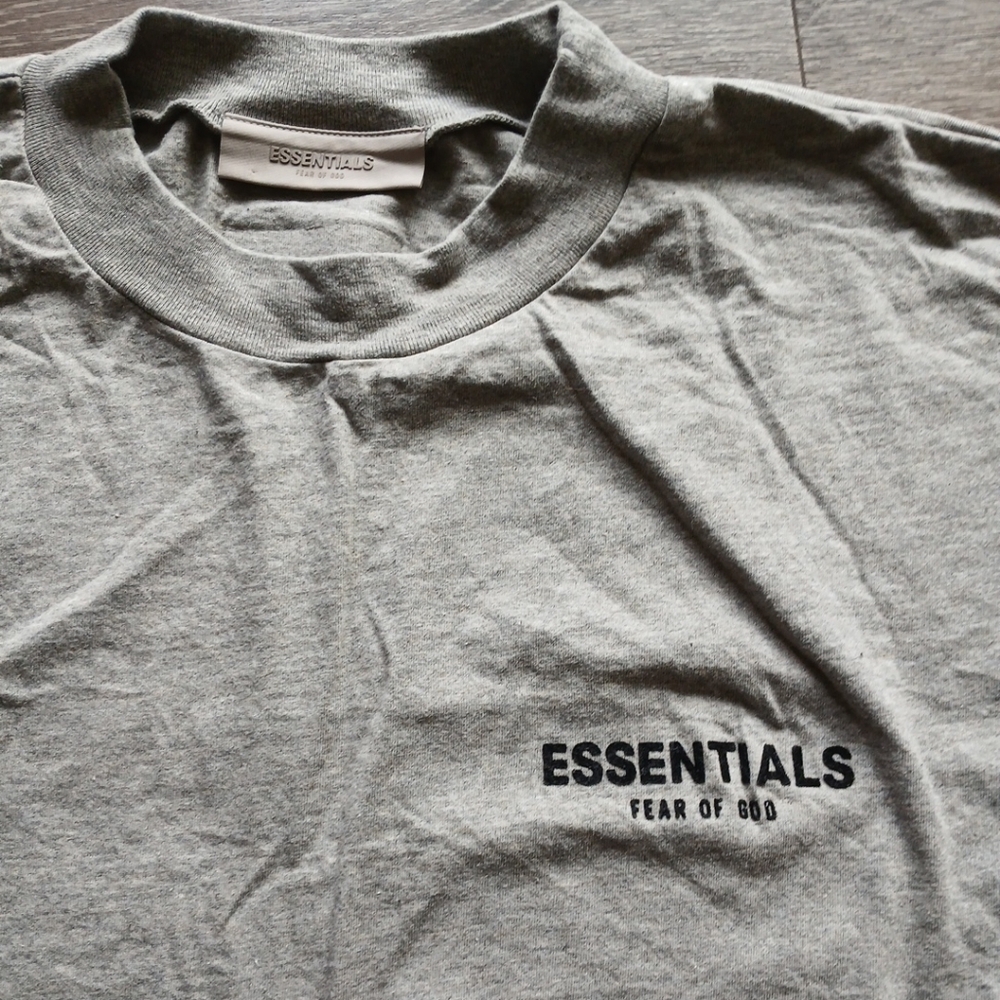 Essentials Fear Of God Light Heather Gray Crew Neck Tee-Shirt Mens Size XL NWOT